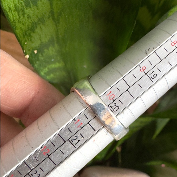 Vintage Sterling Signet Ring - Picture 7 of 8